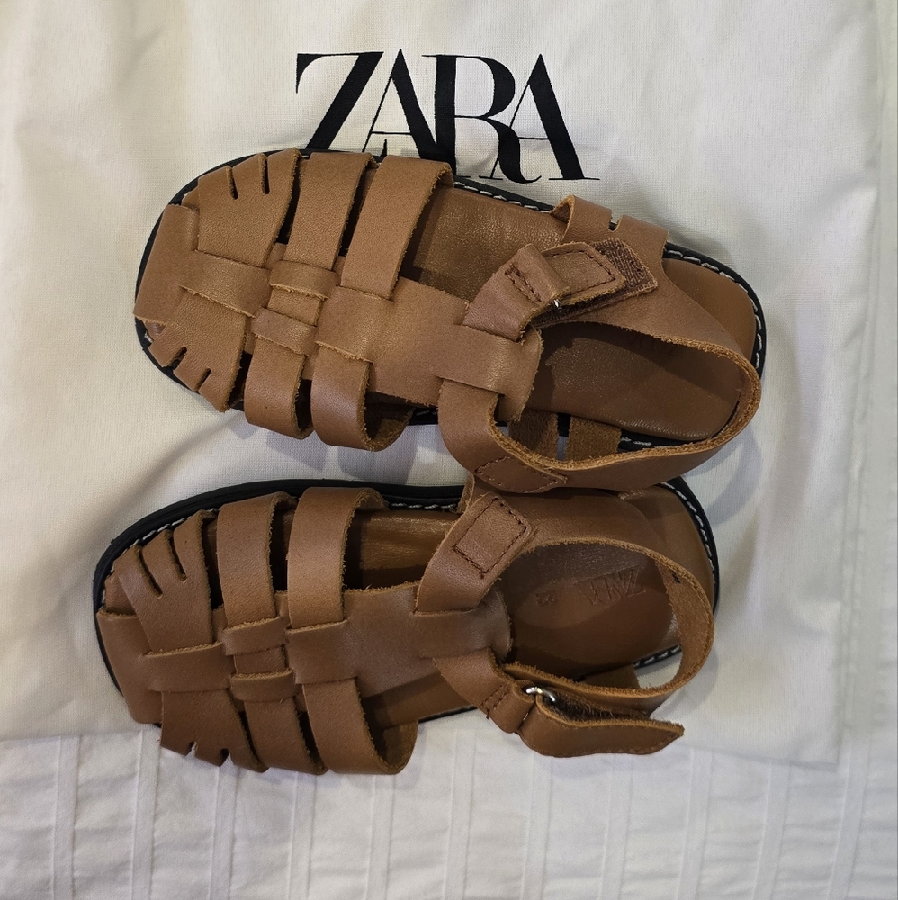 NWOT Zara Brown Sandals